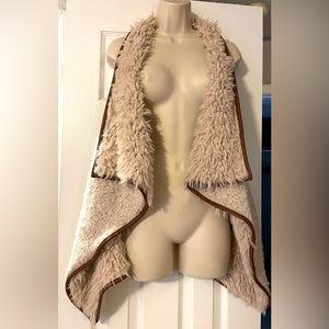Faux Fur Waterfall Vest size L